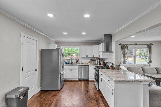 8069 Lynnbrook DR, Norfolk, VA 23518