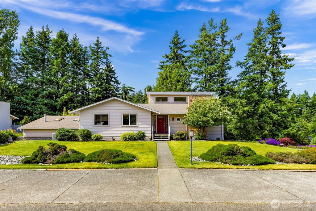 527 Fern Road, Bellingham, WA 98225