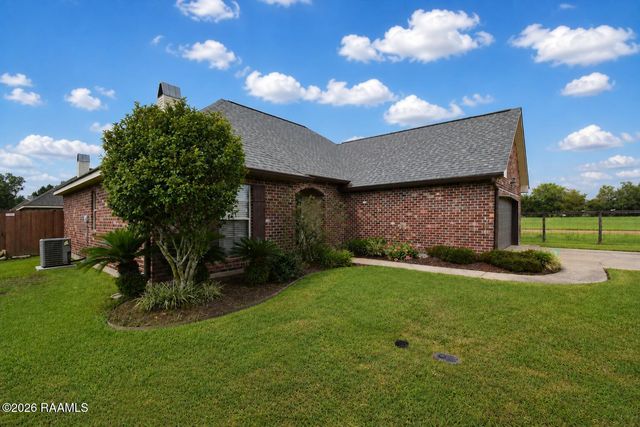 107 Seabird Cove, Carencro, LA 70520