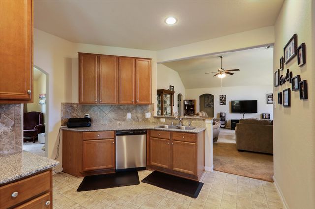 14915 Twilight Knoll Trail, Cypress, TX 77429