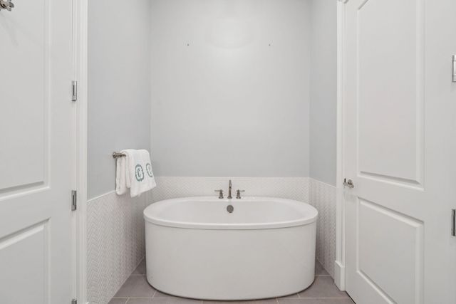 372 Broad Street, Charleston, SC 29401