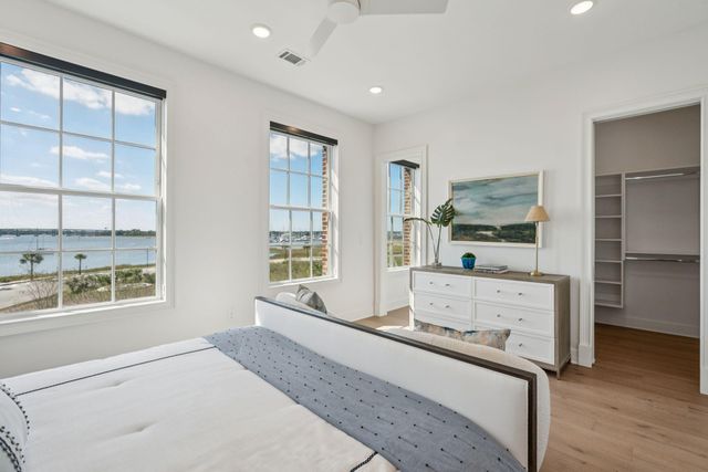 372 Broad Street, Charleston, SC 29401