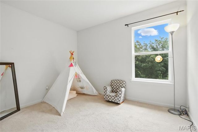 118 Village Glen Court, Wentzville, MO 63385