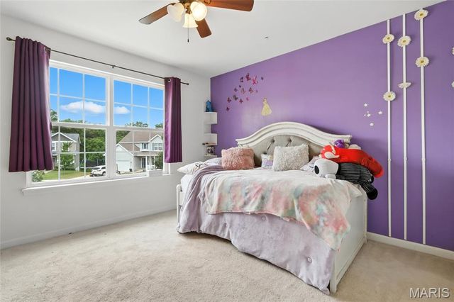 118 Village Glen Court, Wentzville, MO 63385