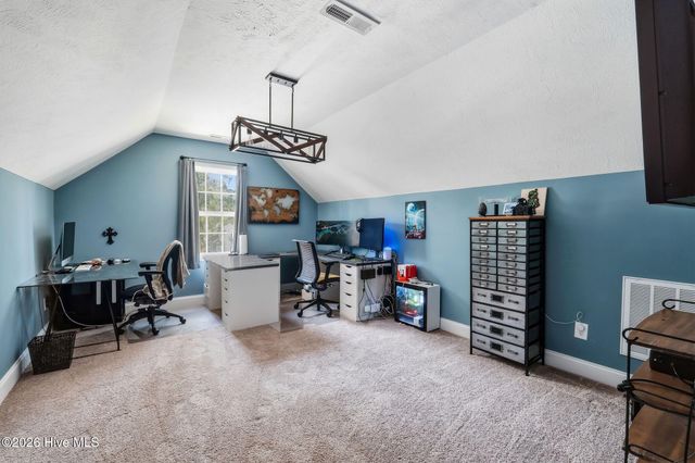 60 Sawmill Road W, Pinehurst, NC 28374