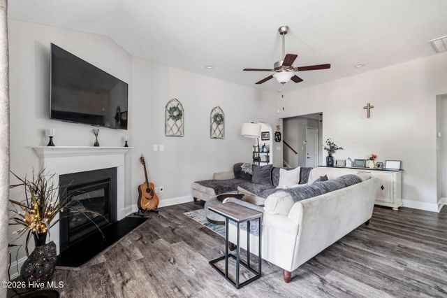 60 Sawmill Road W, Pinehurst, NC 28374