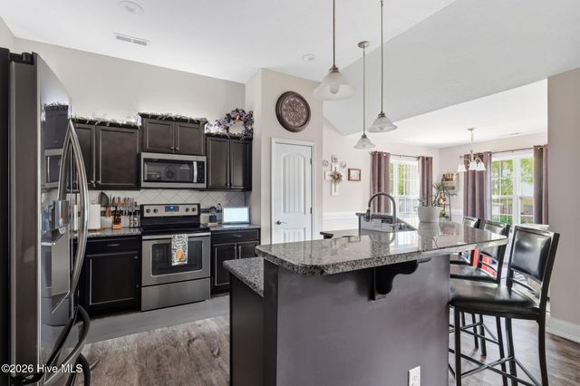 60 Sawmill Road W, Pinehurst, NC 28374