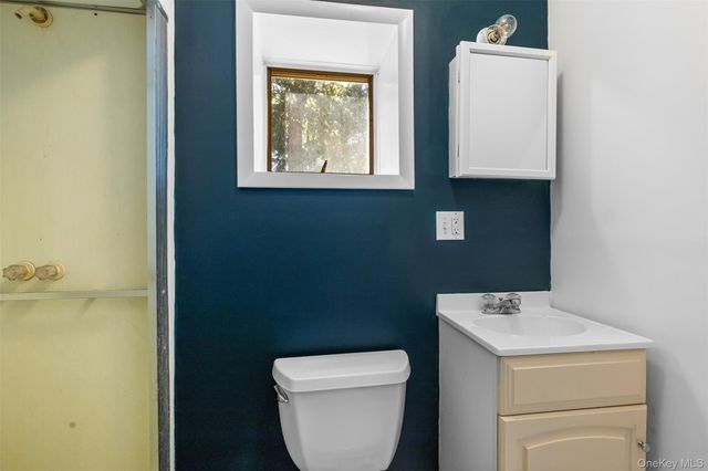 40 Penny Lane, Scarsdale, NY 10583