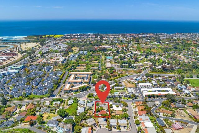 838 Valley Avenue, Solana Beach, CA 92075