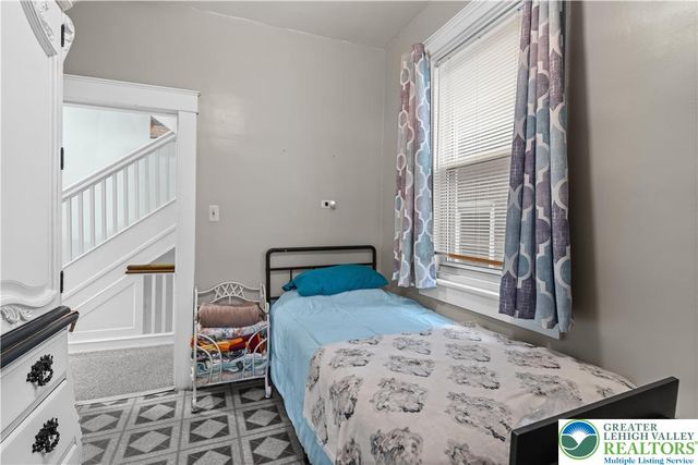 709 5th Avenue, Bethlehem City, PA 18018