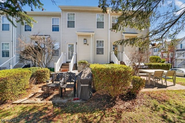 215 Barringer Dr, Nutley Twp., NJ 07110