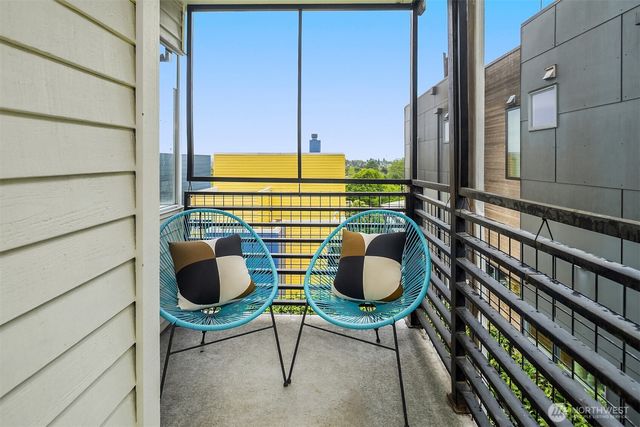 1106 18th Avenue, Seattle, WA 98122