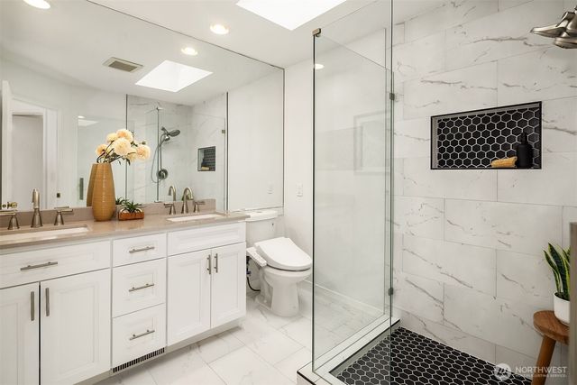 1106 18th Avenue, Seattle, WA 98122