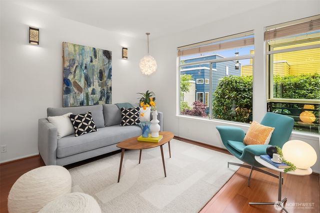 1106 18th Avenue, Seattle, WA 98122