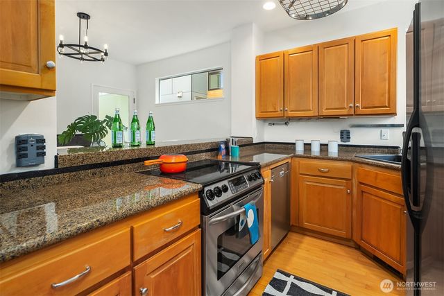 1106 18th Avenue, Seattle, WA 98122