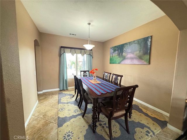 2311 Willowbrook, Perris, CA 92571