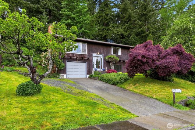 619 Willow Road, Bellingham, WA 98225