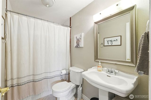619 Willow Road, Bellingham, WA 98225
