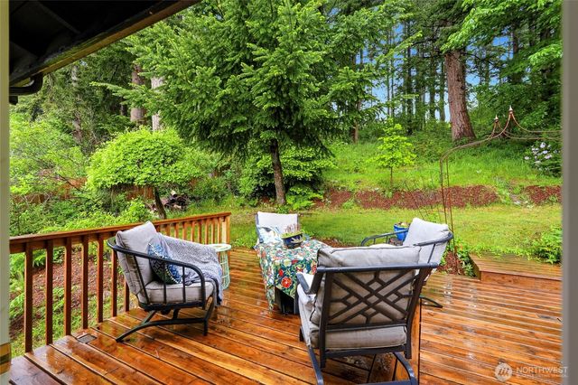 619 Willow Road, Bellingham, WA 98225
