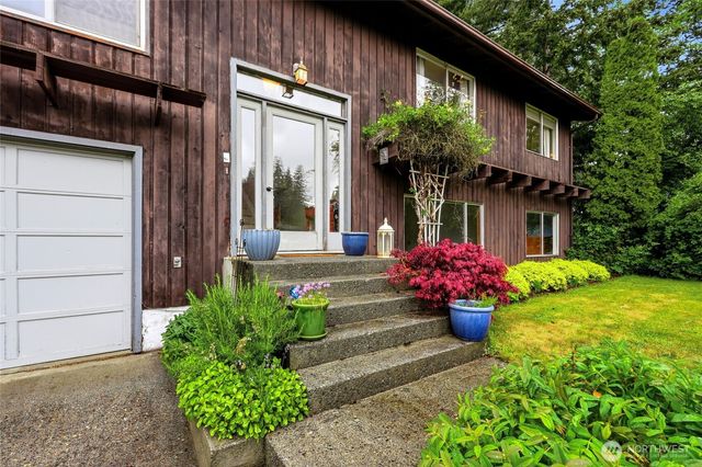 619 Willow Road, Bellingham, WA 98225