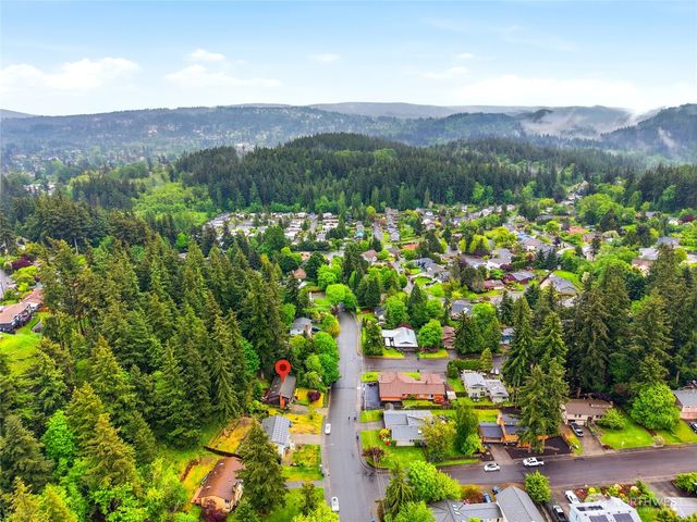 619 Willow Road, Bellingham, WA 98225