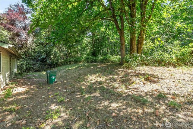 20420 147th Avenue SE, Kent, WA 98042