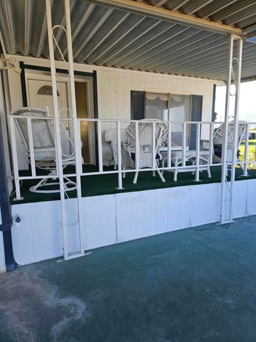 33520 Laura Drive, Thousand Palms, CA 92276