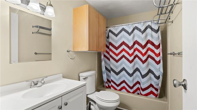 444 Woodward Road 37, North Providence, RI 02904