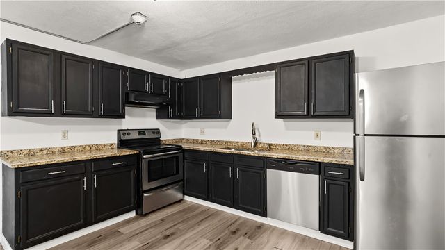 444 Woodward Road 37, North Providence, RI 02904