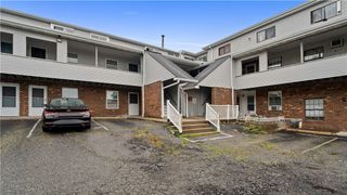 444 Woodward Road 37, North Providence, RI 02904