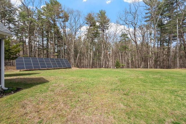 78 Cutters Ridge Rd, Carlisle, MA 01741