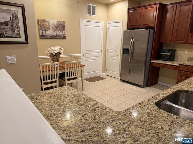 5408 Warrens Way, Wanaque, NJ 07465