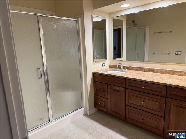 5408 Warrens Way, Wanaque, NJ 07465