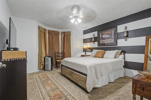 15702 Gilbertyn Drive, Tomball, TX 77377