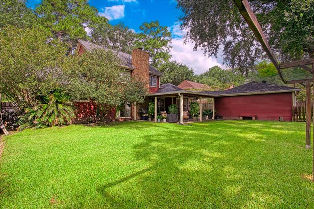 15702 Gilbertyn Drive, Tomball, TX 77377