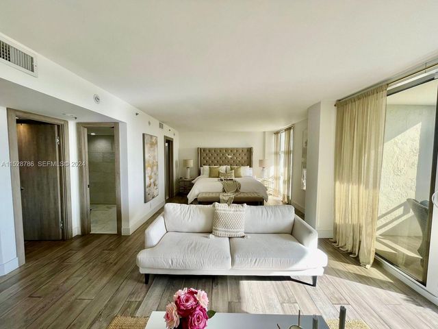 20225 NE 34th Court 2716, Aventura, FL 33180