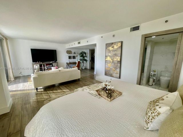 20225 NE 34th Court 2716, Aventura, FL 33180