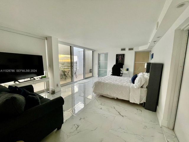 20225 NE 34th Court 2716, Aventura, FL 33180