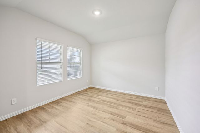 2226 Mustang Way, Seagoville, TX 75159