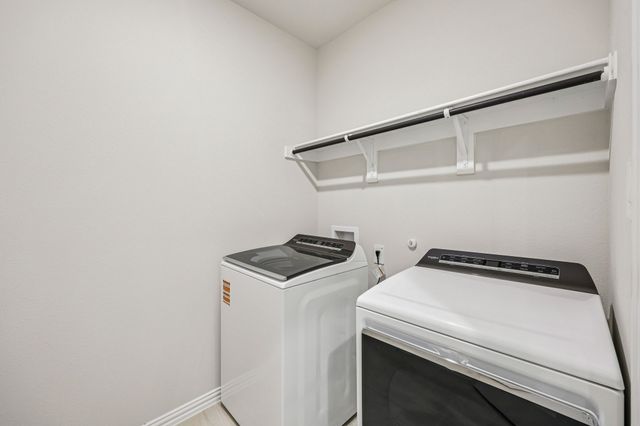 2226 Mustang Way, Seagoville, TX 75159