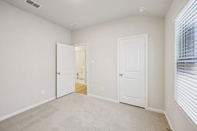 2226 Mustang Way, Seagoville, TX 75159