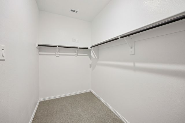 2226 Mustang Way, Seagoville, TX 75159