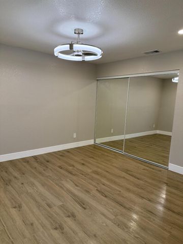 1008 Rogers St, West Sacramento, CA 95605