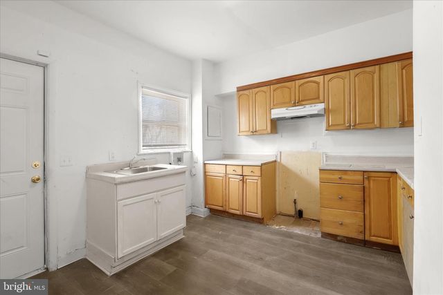 273 MCCURLEY ST, Baltimore, MD 21229