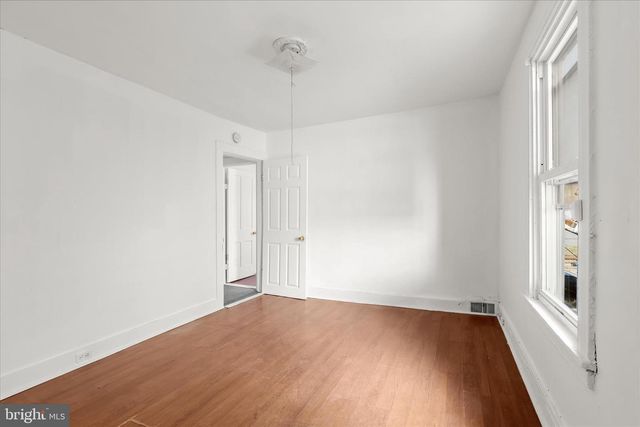 273 MCCURLEY ST, Baltimore, MD 21229