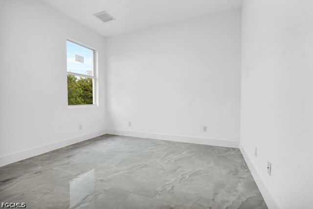 3005 52nd ST W, Lehigh Acres, FL 33971