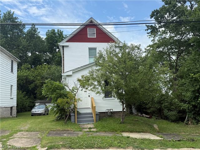 1504 Manhattan Avenue, Youngstown, OH 44509