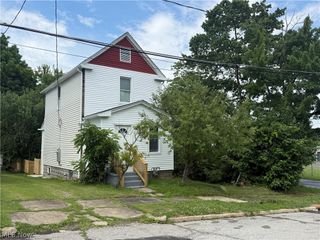1504 Manhattan Avenue, Youngstown, OH 44509