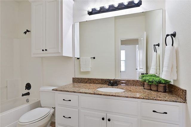 3802 Blackhawk Lane, College Station, TX 77845