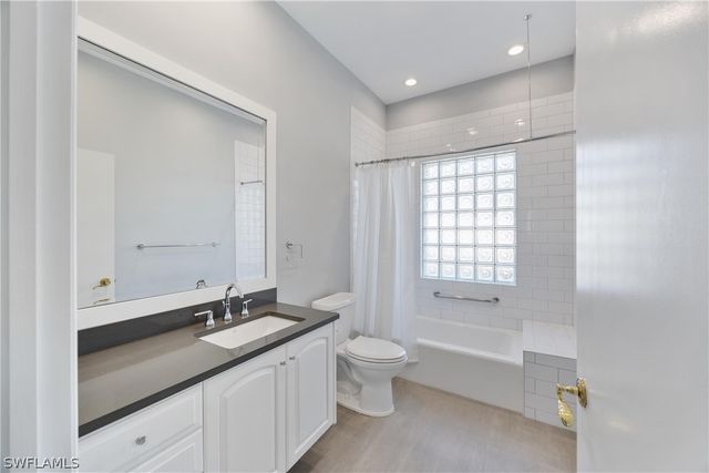 8992 Lely Island CIR, Naples, FL 34113